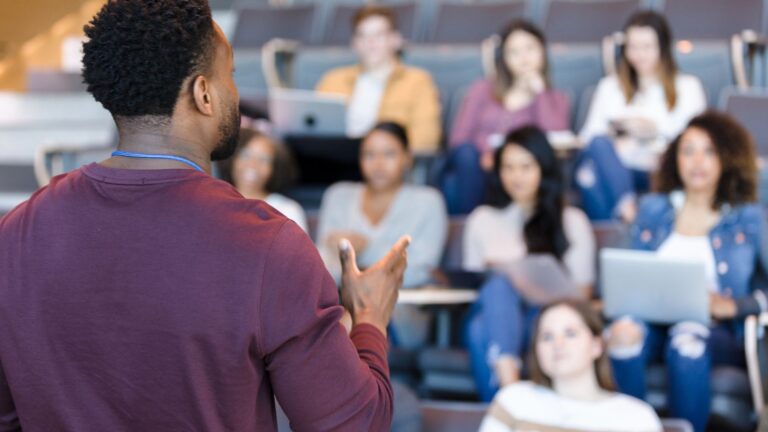 TIPOS DE FACULDADES: O MELHOR GUIA PARA VOCÊ