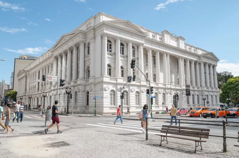 MEDICINA NA UFPR E TUDO O QUE VOCÊ PRECISA SABER